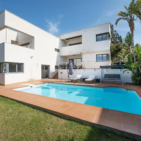 R144 Sea View For 6 People Villa *