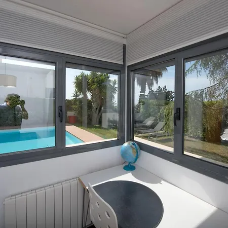 Villa R144 Sea View For 6 People *